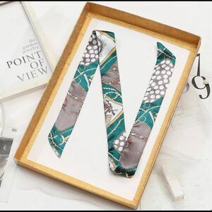 🆕🆕🆕🔥🔥🔥NEW Satin Twillies/Scarf🔥🔥🔥🆕🆕🆕  